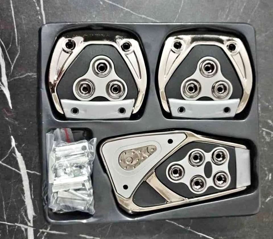 Cache Pédales voiture manuelle